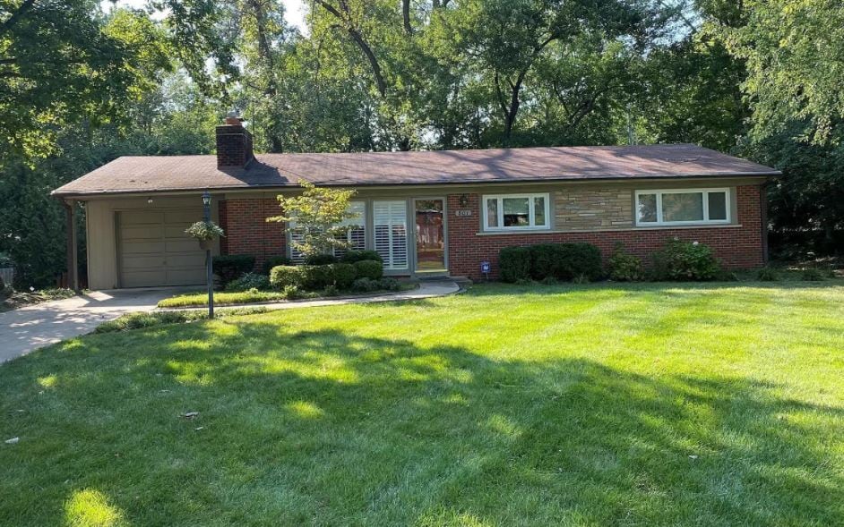 801 Wenneker Dr, Ladue, MO 63124 House Rental in Ladue, MO