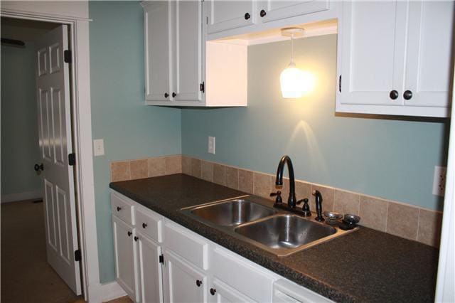 Building Photo - Quaint East Nashville Home