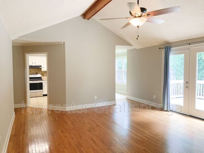 Building Photo - 5342 Hunter Village Dr