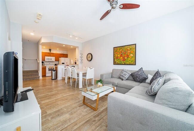 Building Photo - 2600 Lodi Cir