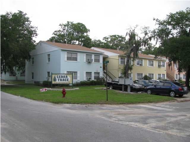 Building Photo - Cedar Trace Apartments
