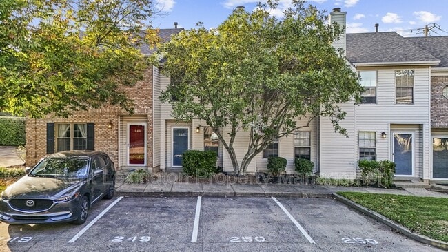 Building Photo - 3175 Kirklevington Dr