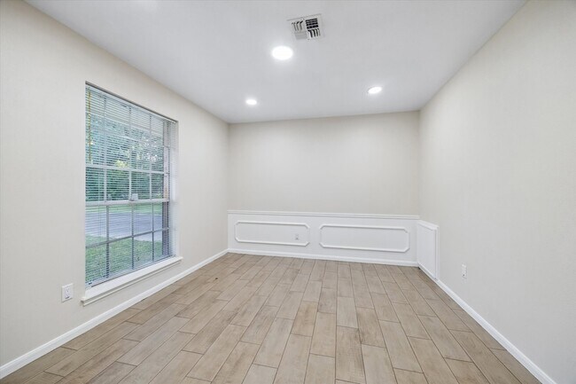 Foto del edificio - 1307 Southern Hills Rd