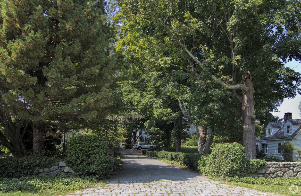 Foto del edificio - 16 Green St