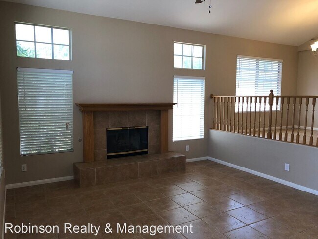 Building Photo - 4 br, 3 bath House - 3517 Moreno Ct