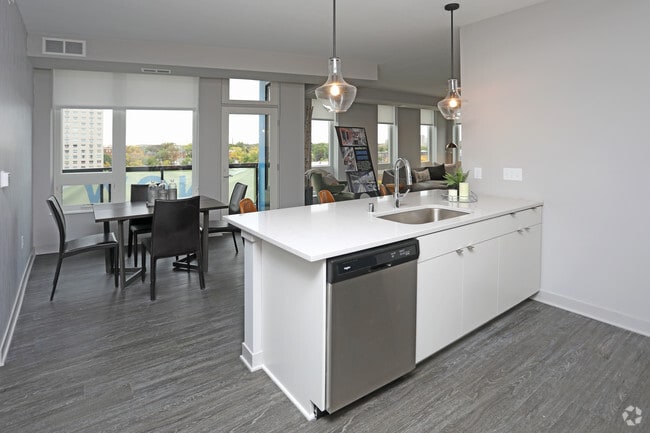 Interior Photo - Luna Apartments