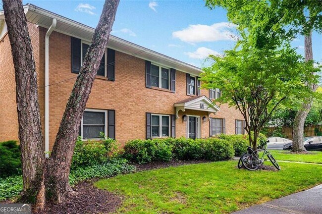 Foto del edificio - 3510 Roswell Rd NW