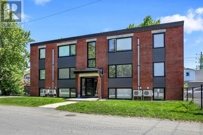 Photo du bâtiment - 695 Morgan St