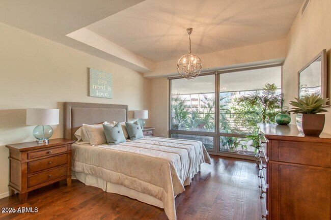 Foto del edificio - 7161 E Rancho Vista Dr
