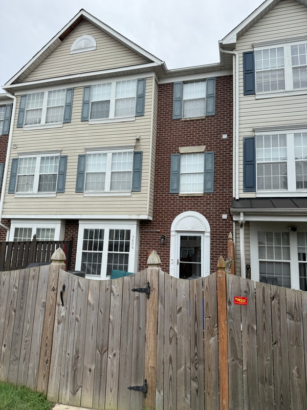 Building Photo - 5806 Duke Ct