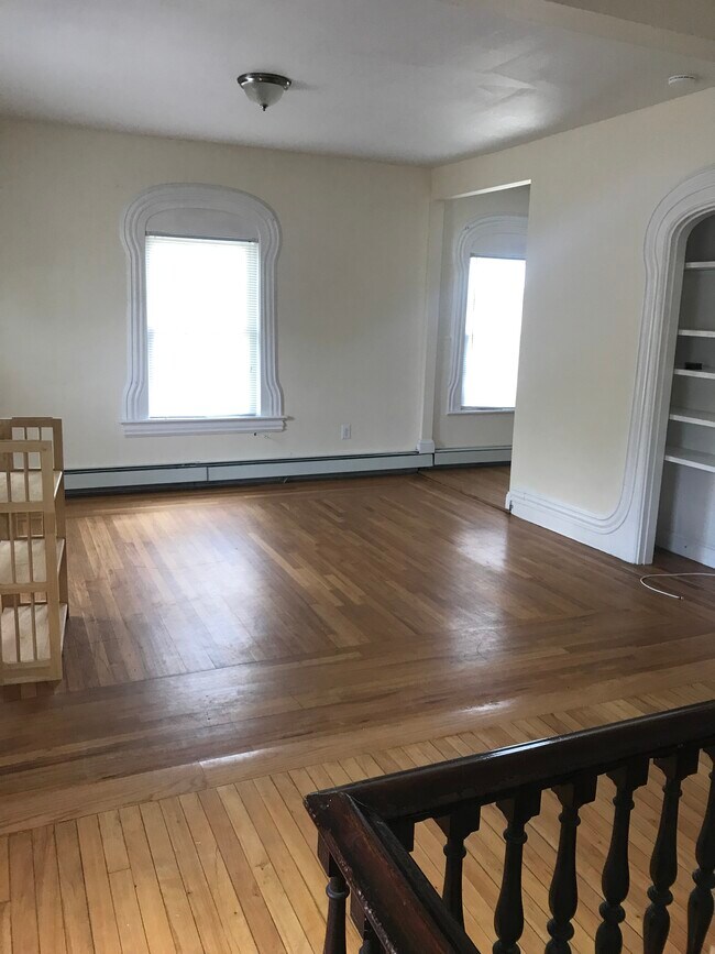 Photo - 72 Varney St Apartment