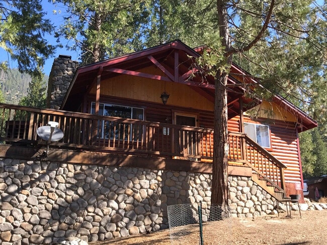 Foto del edificio - 2625 N Hoover Way