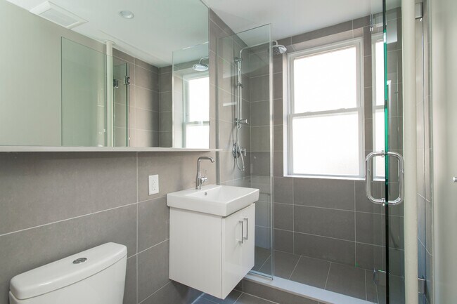 Foto del edificio - 119 Highland Ave