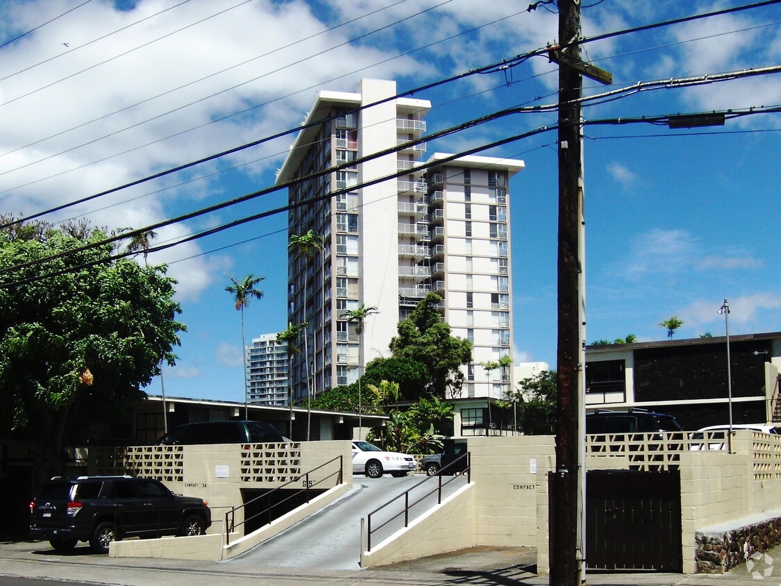 Primary Photo - Punahou Terrace