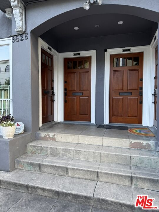 Foto del edificio - 5530 Franklin Ave