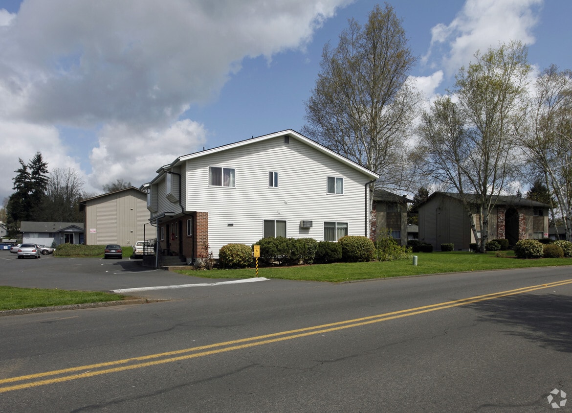 Foto principal - Colonial East Apartments