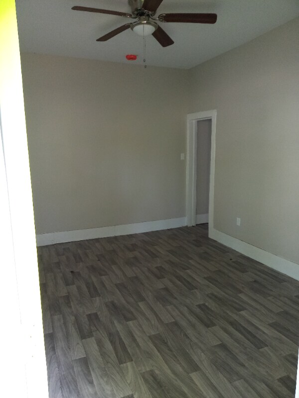 Building Photo - 311 S Pierce St