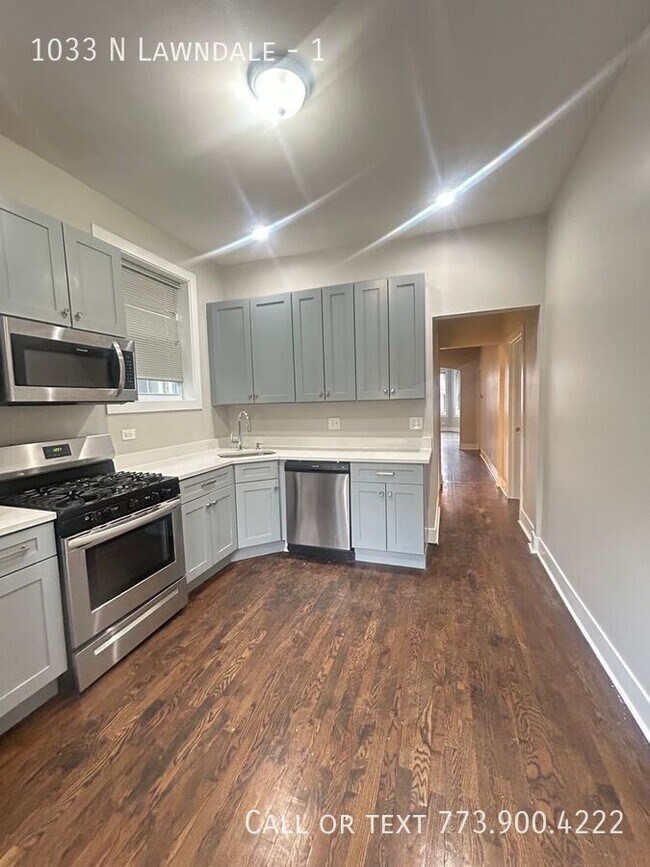 Foto del edificio - 1033 N Lawndale-1