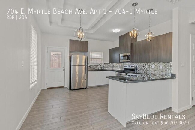 Foto del edificio - 704 E Myrtle Beach Ave