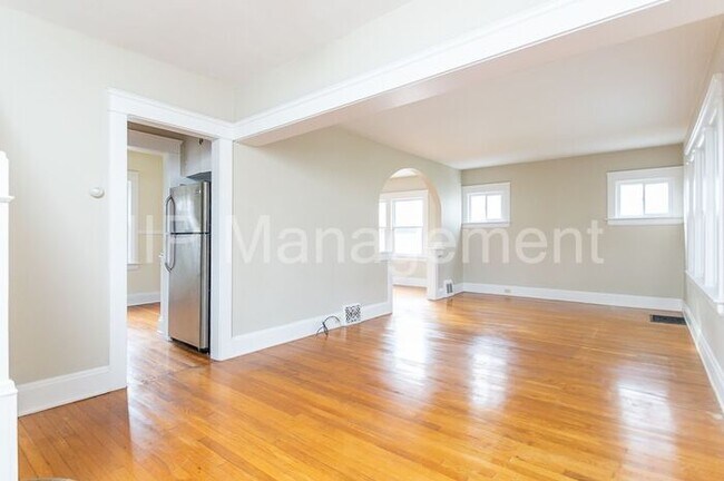 Building Photo - 4518 Telhurst Rd