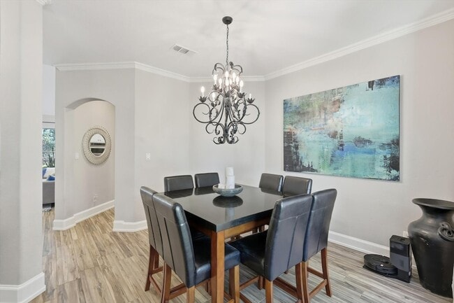 Foto del edificio - 7889 Steeplechase Cir