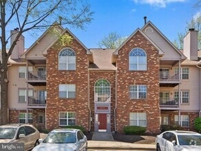 Building Photo - 9716 Lake Point Ct