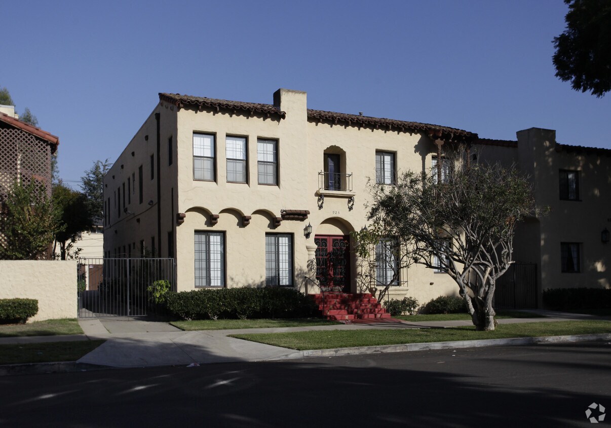 Foto principal - 925 N Lacy St