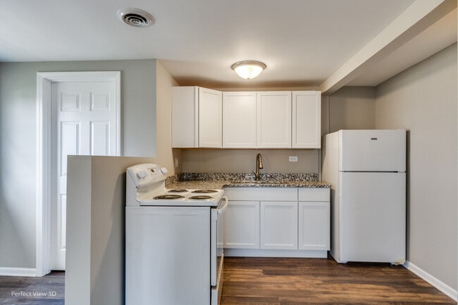 Building Photo - 1504 Widows Rd