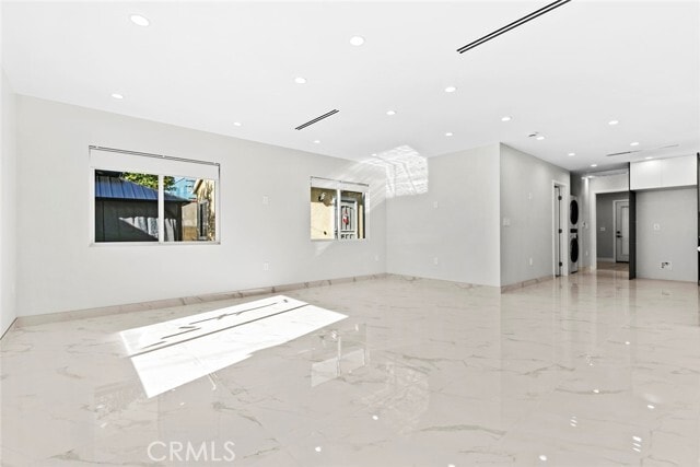 Building Photo - 545 Ivy St