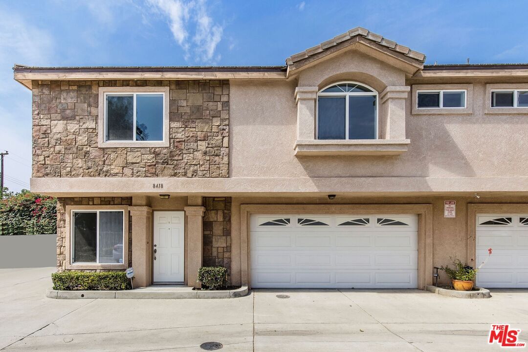 Foto principal - 8418 Whitaker St