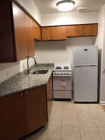 Foto del edificio - 5746 N Sheridan Rd
