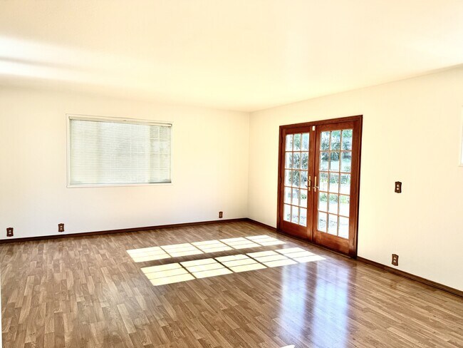 Foto del edificio - 2065 Rainier Ct