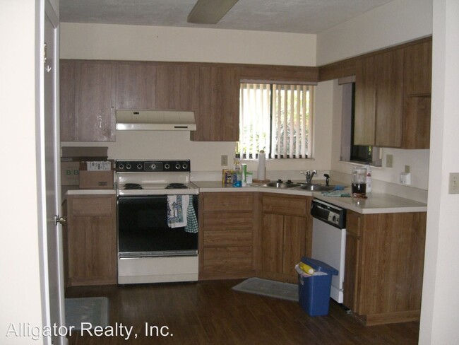 Building Photo - 2 br, 2 bath House - 8620 NW 13th ST LOT 415