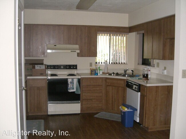 Foto del edificio - 2 br, 2 bath House - 8620 NW 13th ST LOT 415