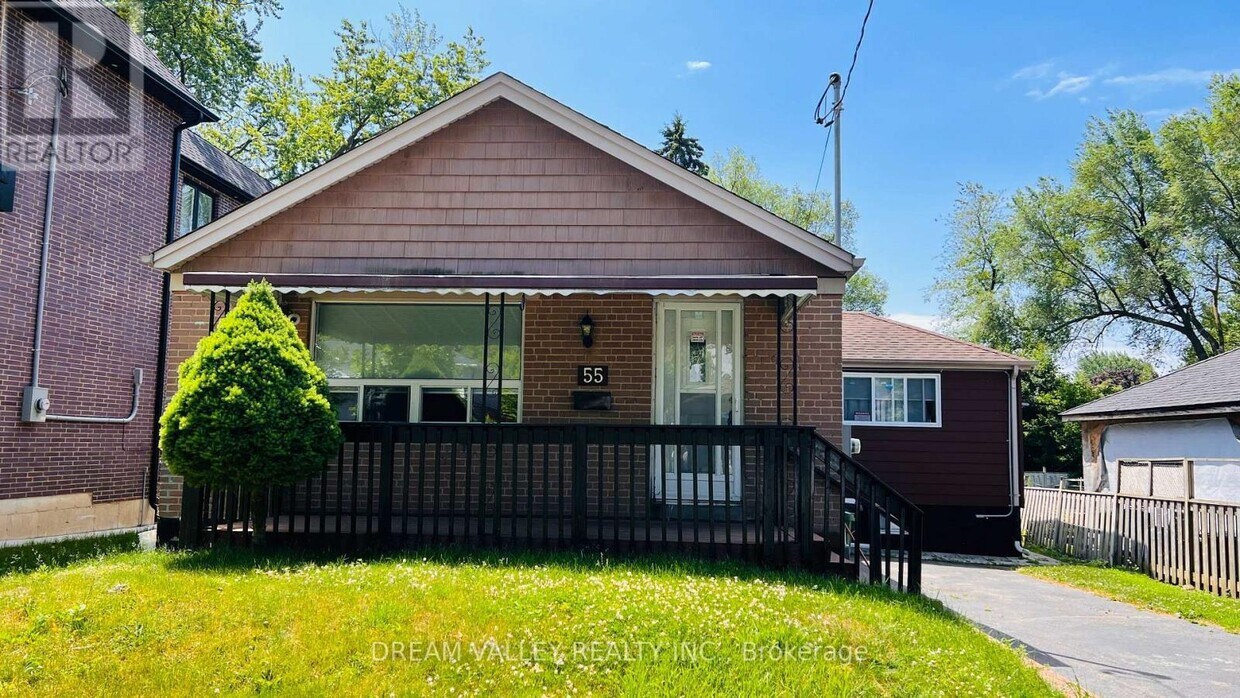 Primary Photo - 55 Colonial Ave