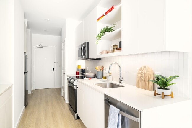 Interior Photo - The Devan