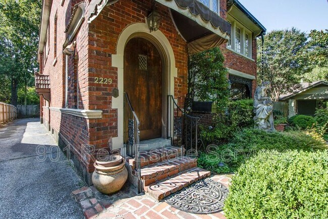 Building Photo - 2229 Jefferson Avenue