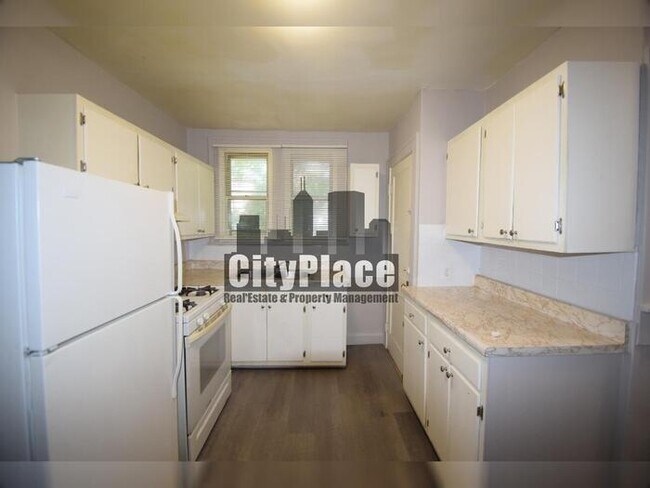 Foto del edificio - 1465 W 34th St