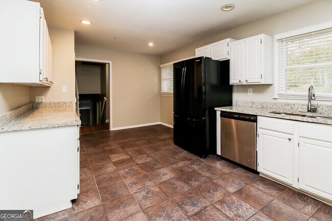 Foto del edificio - 2764 Twin Springs Dr