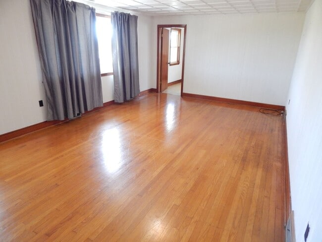 Foto del edificio - 3755 Dairy Rd