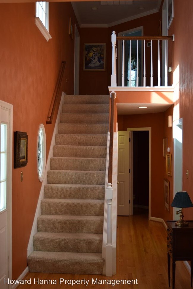 Building Photo - 4 br, 2.5 bath House - 428 Bay Colony Drive