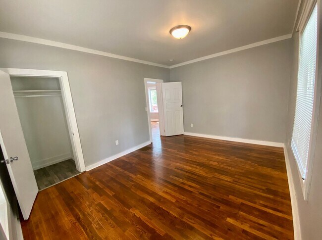 Foto del edificio - 800 Clancy Ave NE