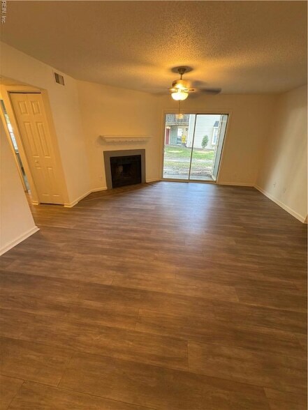 Building Photo - 1713 Boulder Ln