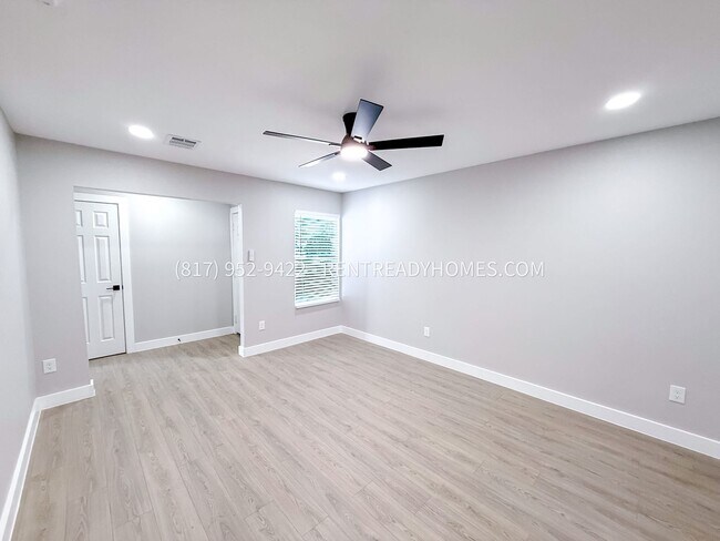 Foto del edificio - 10242 Fuqua St