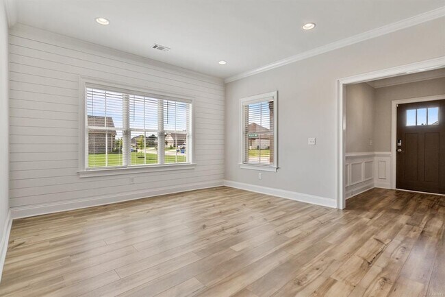 Building Photo - 1420 Wildlife Wy