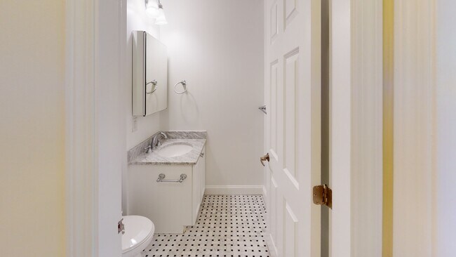 Foto del edificio - 1 Langdon Sq