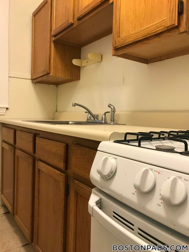 Foto del edificio - 163 Summer St