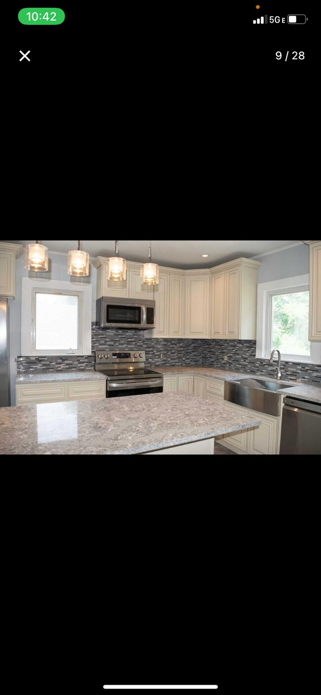 Foto del edificio - 33 Mead Ave