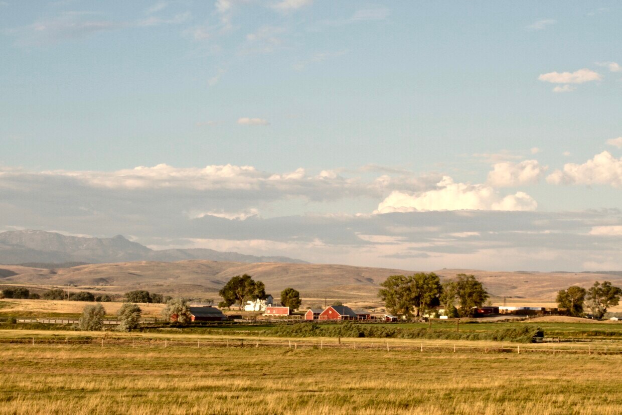 26401 Middle Bridge Loop, Baker City, OR 97814 House for Rent in