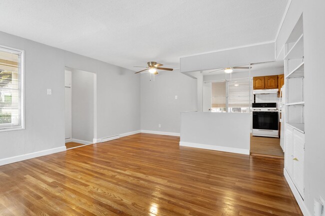 Building Photo - Single Family Ranch (3 Bed / 1 Bath) in Mo...